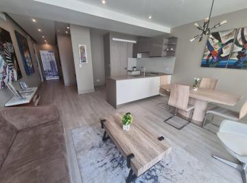 Apartamento de 2 habitaciones, Panamá · Venta de Apartamento en Bella Vista, Azurre PH 42, 80 m²