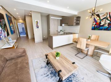 Apartamento de 2 habitaciones, Panamá · Venta de Apartamento en Bella Vista, Azurre PH 42, 80 m²