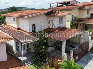 Casa de 3 habitaciones, Panamá · Venta de Casa Unifamiliar en Praderas del Rocío, Villa Zaita 25 - 2966gg