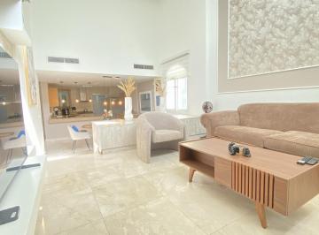Casa · 521m² · 3 Recámaras · 4 Estacionamientos · Vendo Hermosa Casa Tipo Villa con Piscina en Tucan Country Club