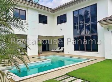 Casa de 4 habitaciones, Panamá · Casa de 1045 m² con 4 Recámaras en Venta en Paseo del Parque Costa del Este