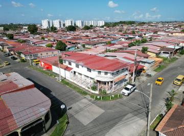 Casa de 4 habitaciones, Panamá · Casa en Don Bosco en Venta