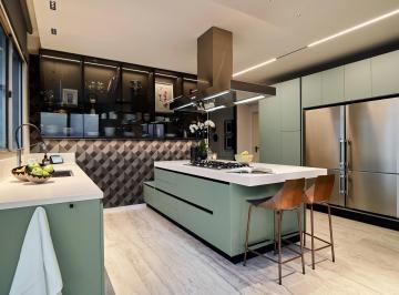Apartamento · 317m² · 3 Recámaras · 3 Estacionamientos · Alquiler Apartamento en Costa del Este, Edificio Paramount