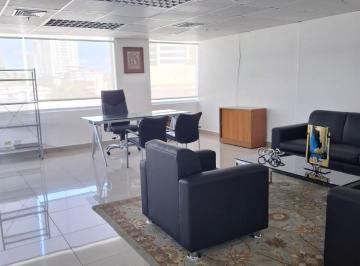 Oficina comercial , Panamá · Alquiler de Oficina en Vía Brasil, Bella Vista, Plaza Korintho, 115 m²