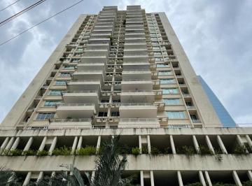 Apartamento de 3 habitaciones, Panamá · Vendo Amplio Apartamento en Obarrio