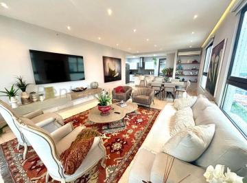 Apartamento de 3 habitaciones, Panamá · Apartamento en Venta en Santa María.