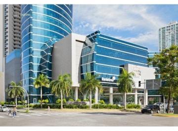 Oficina comercial · 108m² · 2 Estacionamientos · Alquiler Oficina Costa del Este 108 m² Financial Park Mtto Incluido Mc