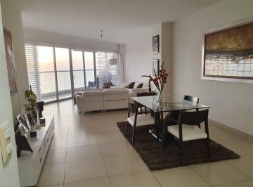 Apartamento de 2 habitaciones, Panamá · Venta Apartamento Rivage, Modelo F, Av Balboa