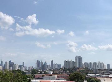Casa de 4 habitaciones, Panamá · Venta de Casa en El Dorado