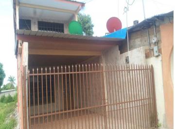 Casa de 4 habitaciones, Chitré · Vendo Casa Unifamiliar Uso Comercial o Residencial en Chitre