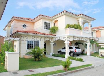 Casa de 4 habitaciones, Panamá · Venta de Casa en Costa Sur