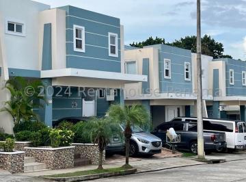 Casa de 3 habitaciones, San Miguelito · Venta de Casa en Brisas del Golf