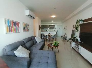 Apartamento de 2 habitaciones, Panamá · Venta de Apartamento en El Cangrejo