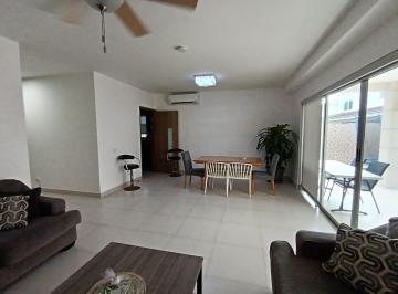 Casa de 3 habitaciones, Panamá · Venta Casa Altos del Parque