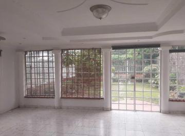 Casa · 375m² · 3 Recámaras · 2 Estacionamientos · Alquiler Casa en Betania Club X 400 m² Vv