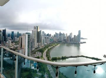 Apartamento de 2 habitaciones, Panamá · Apartamento Amueblado en Av Balboa Frente Al Mar