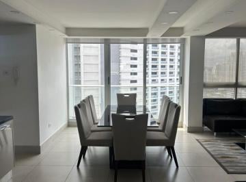 Apartamento de 2 habitaciones, Panamá · Venta de Apartamento en El Cangrejo, PH Park City, 110 m²