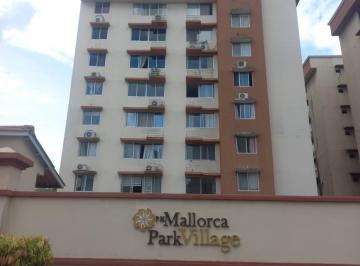 Apartamento de 2 habitaciones, Panamá · Banco Vende Apartamento en PH Mallorca Park Village