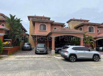 Casa de 4 habitaciones, Panamá · Venta de Casa en Costa Sur