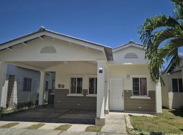 Apartamento de 3 habitaciones, Arraiján · Casa en Venta - Las Olas, Playa Dorada - Vista Alegre Arraiján.