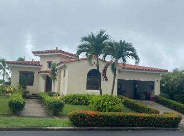 Casa · 222m² · 3 Recámaras · 2 Estacionamientos · Venta de Casa en Vista Mar