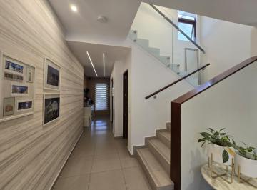 Casa de 3 habitaciones, San Miguelito · Golf Gardens - Brisas del Golf - 3 Habitaciones - 250 m²