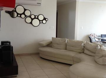 Apartamento de 3 habitaciones, Panamá · Apartamento de 3 Recamaras en El Cangrejo