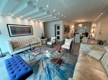 Apartamento de 3 habitaciones, Panamá · Se Vende Apartamento en Punta Pacifica