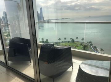Apartamento de 2 habitaciones, Panamá · Apartamento Amoblado Frente Al Mar en Av Balboa