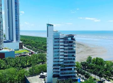 Apartamento de 3 habitaciones, Panamá · Vendo Apartamento Costa del Este