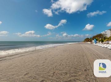 Apartamento · 93m² · 2 Recámaras · 1 Estacionamientos · Venta de Apartamento en Playa Caracol