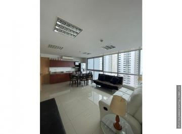 Oficina comercial · 98m² · 3 Estacionamientos · Venta de Oficina en Av Balboa, PH Colores de Bella Vista