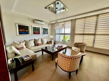 Apartamento · 237m² · 3 Recámaras · 2 Estacionamientos · Venta Apartamento Luxor Tower 100