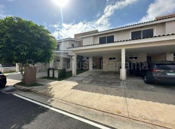Casa de 3 habitaciones, Arraiján · Venta de Casa en Panama Pacifico
