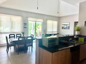 Apartamento de 3 habitaciones, Antón · Bijao - Balboa Frente Al Mar con Jardin Privado y Jacuzzi