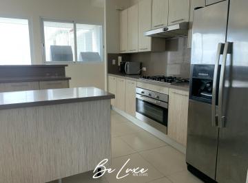 Casa de 2 habitaciones, Antón · Bijao Apartamento de La Playa en Venta con Vista Al Mar, Río Hato (2)