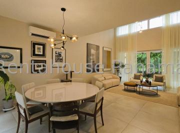 Apartamento de 3 habitaciones, Panamá · Venta de Casa en Santa Maria The Woods