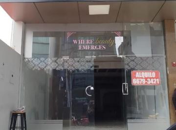 Local comercial · 175m² · 1 Estacionamientos · Sea Confiable Alquila Local Comercial en Plaza Isora