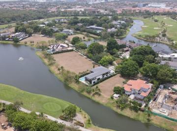 Terreno / Lote , Panamá · Se Vende Terreno en Santa María Golf