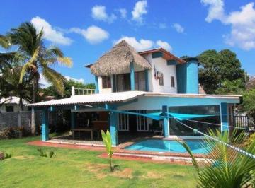 Apartamento de 4 habitaciones, San Carlos · Casa Frente Al Mar en San Carlos