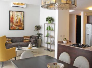 Casa · 273m² · 3 Recámaras · 2 Estacionamientos · Sea Confiable Vende Casa en Costa Sur Village