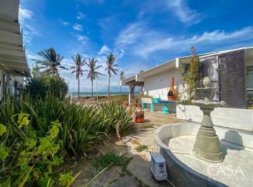 Casa de 3 habitaciones, Chame · Propiedad Frente Al Mar con Casa de Huéspedes - Punta Chame