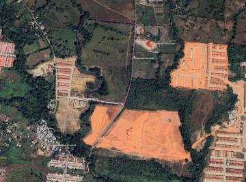 Terreno / Lote · 127000m² · Terreno en Pacora - 6951dm