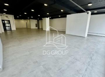 Oficina comercial · 246m² · 5 Estacionamientos · Alquiler de Oficina en Obarrio