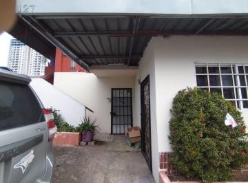 Casa de 3 habitaciones, Panamá · Oportunidad Comercial con Amplio Potencial – Av Fernández de Córdoba, Mp - C2