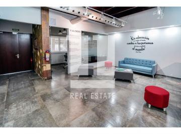 Oficina comercial · 412m² · 2 Estacionamientos · Se Vende Casa Para Uso Comercial en Los Angeles