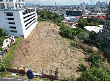 Terreno / Lote , Panamá · Venta de Terreno Céntrico Hato Pintado / Río Abajo