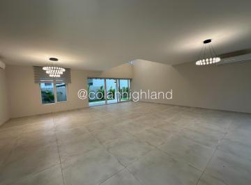 Casa de 3 habitaciones, Panamá · Venta Casa Unifamiliar de 688.38 m² de Terreno en Santa Maria