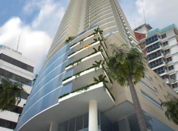 Apartamento de 3 habitaciones, Panamá · Venta de Amplio Apartamento en PH Sky – Av Balboa