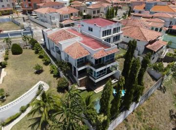 Casa de 5 habitaciones, Panamá · Vendo Casa Unifamiliar en Altos de Panama